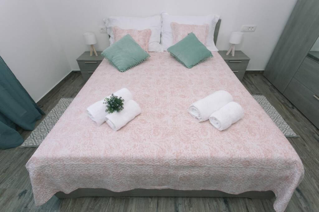 Lodge Jomi Kaštel Novi Екстериор снимка
